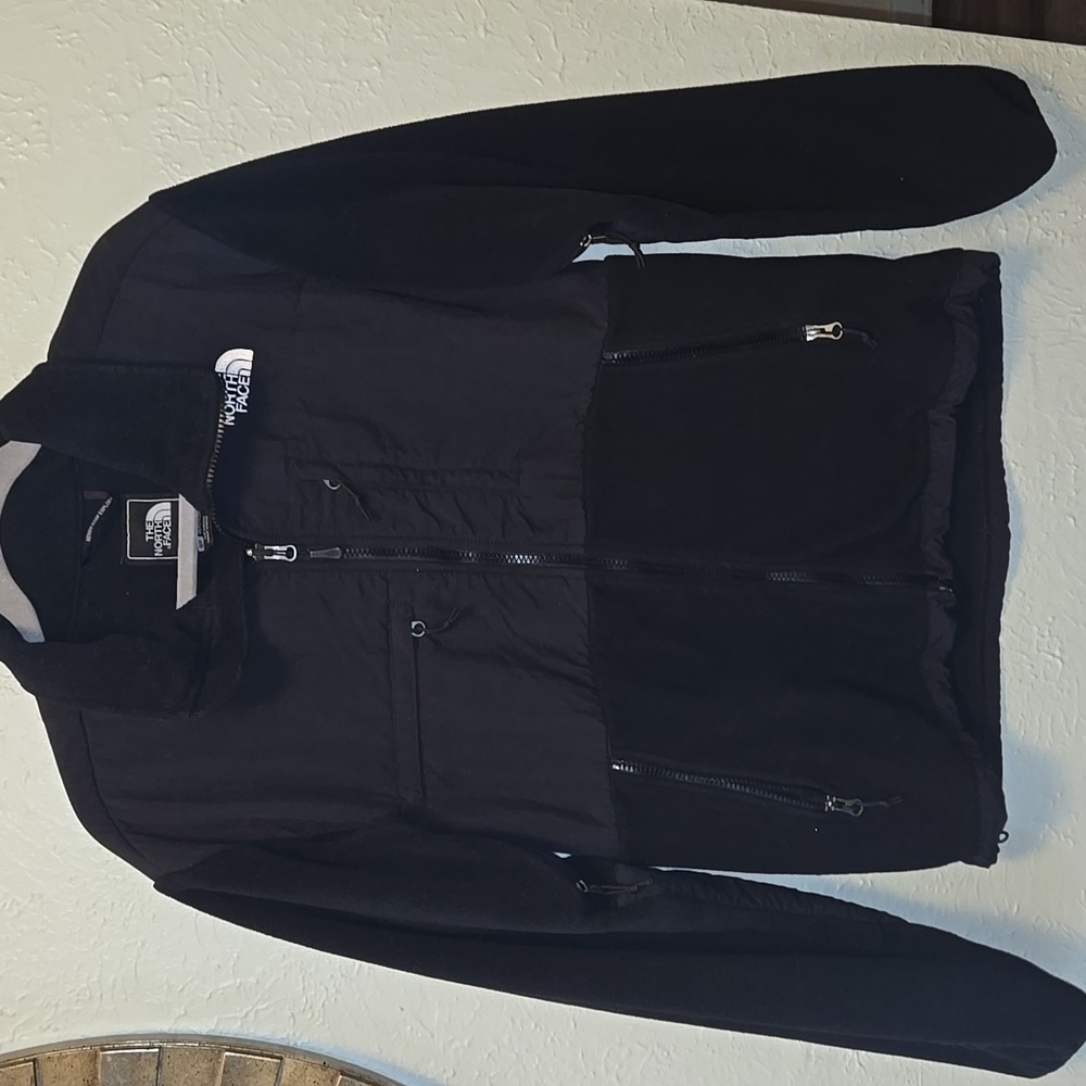The North Face Men's Black Performance Jacket